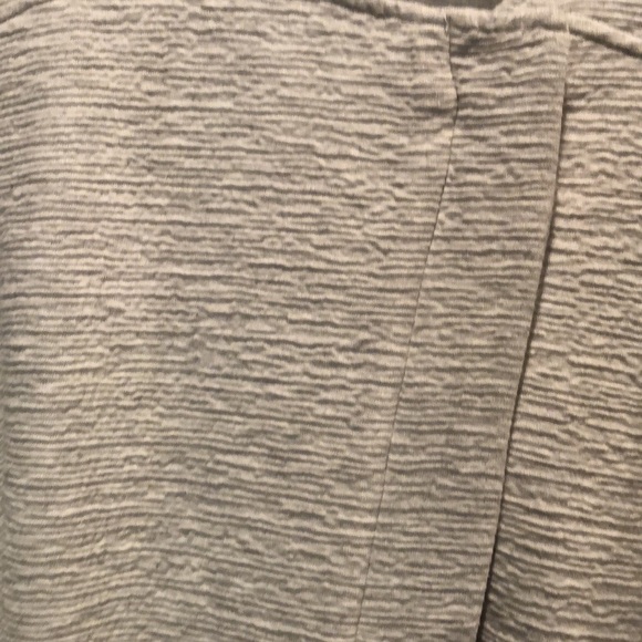 Torrid textured front zip jacket-Size 2 - Picture 5 of 9